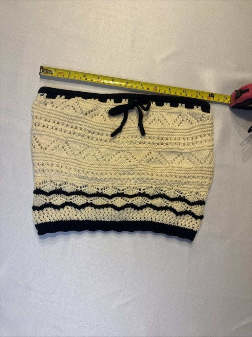 Womens Hollister Black And Cream Crochet Tube Top With Tie Size XS - Picture 4 of 5